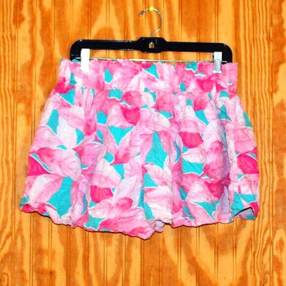 Cabana by Crown & Ivy Floral Print Shorts - Size XL - Picture 2 of 5